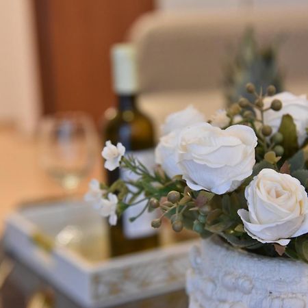 Tiny Treasure Apartment 아테네 외부 사진